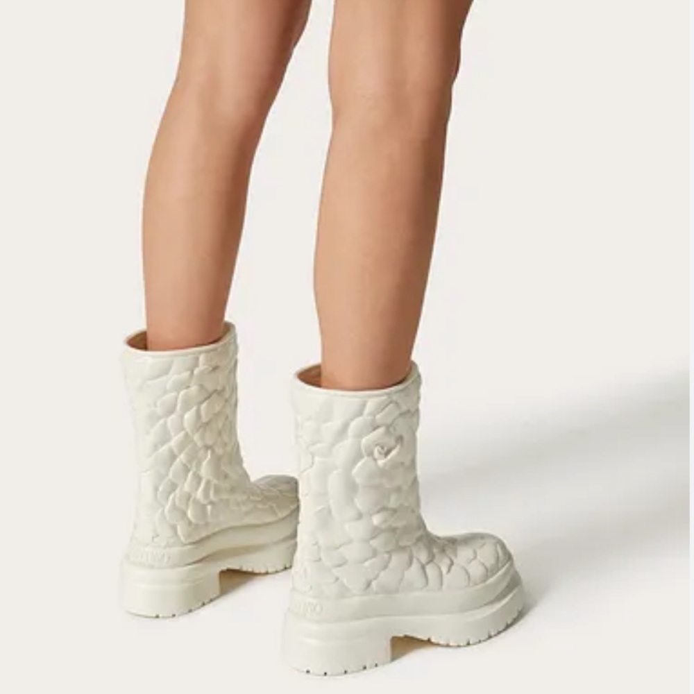 Valentino Garavani Atelier Rose Edition ankle boots